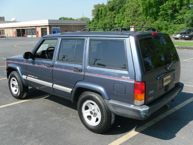 Jeep Cherokee 2001 photo 12