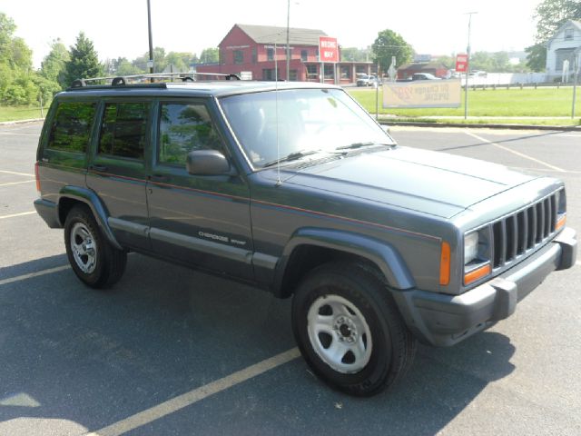 Jeep Cherokee 2001 photo 3