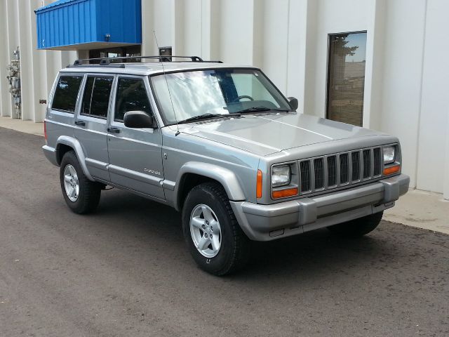 Jeep Cherokee 2001 photo 1