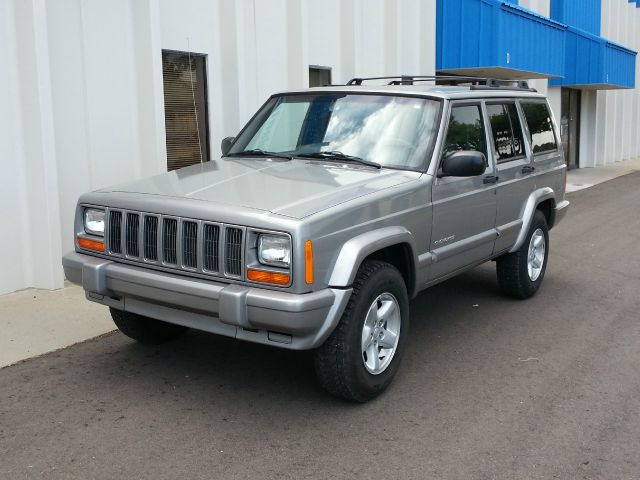 Jeep Cherokee 2001 photo 3