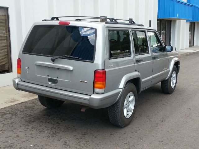 Jeep Cherokee 2001 photo 4