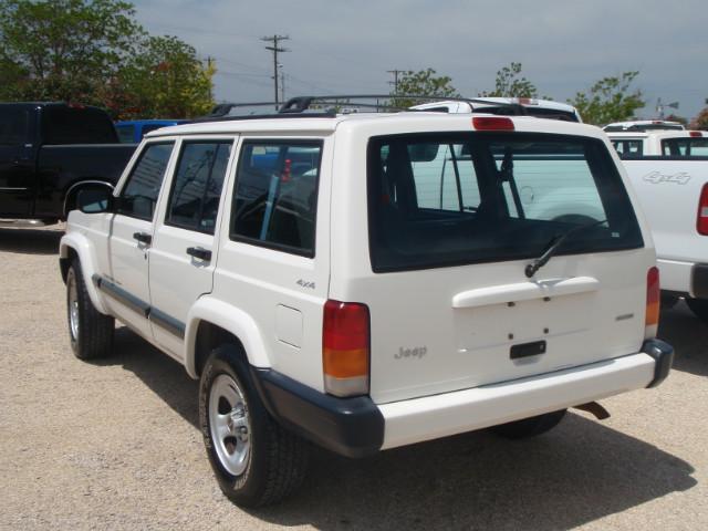 Jeep Cherokee 2001 photo 4