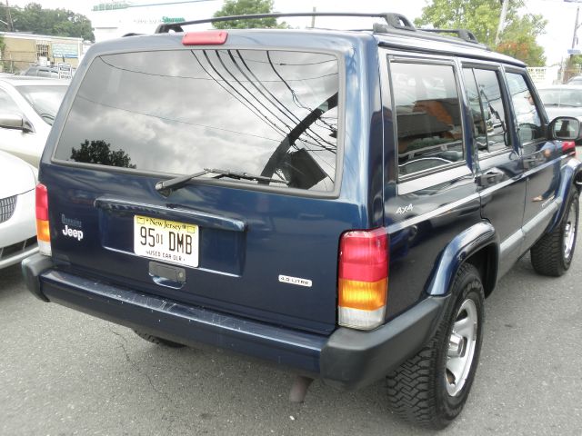 Jeep Cherokee 2001 photo 2