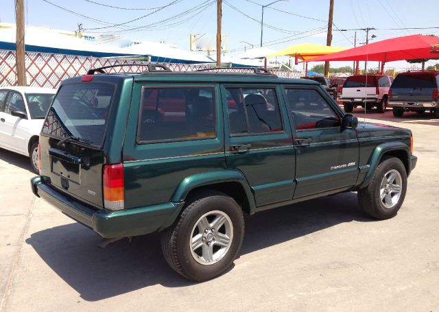 Jeep Cherokee 2001 photo 3