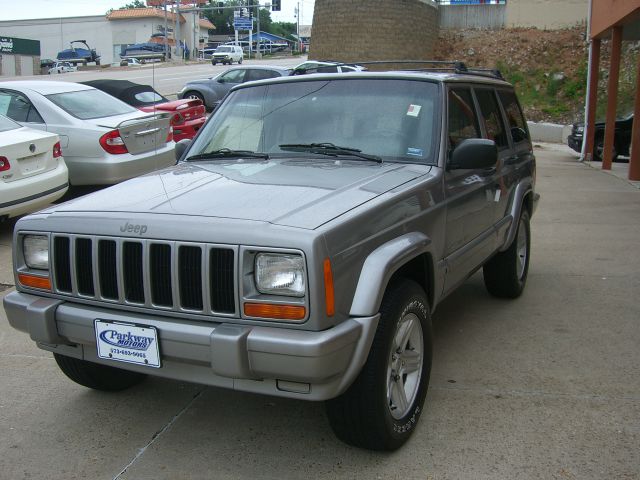 Jeep Cherokee 2001 photo 3