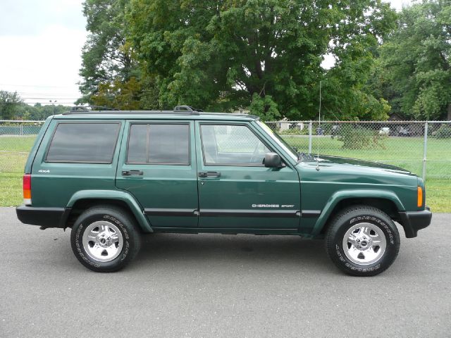 Jeep Cherokee 2001 photo 4