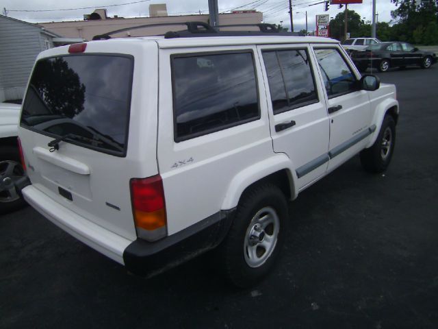 Jeep Cherokee 2001 photo 3