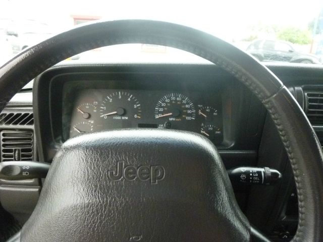 Jeep Cherokee 2001 photo 7