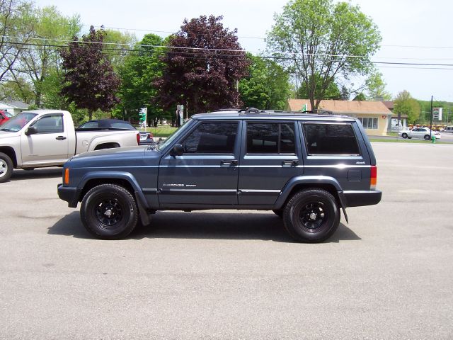 Jeep Cherokee 2001 photo 9