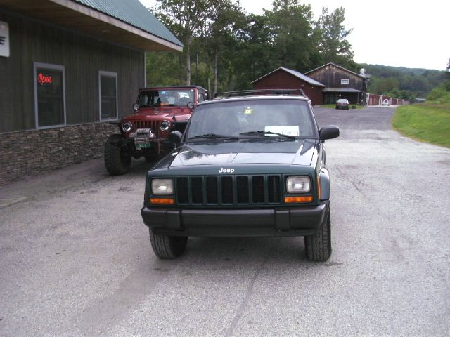 Jeep Cherokee 2001 photo 3