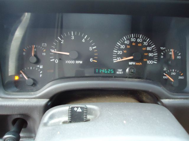 Jeep Cherokee 2001 photo 1