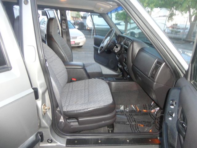 Jeep Cherokee 2001 photo 7