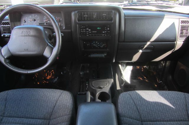 Jeep Cherokee 2001 photo 14