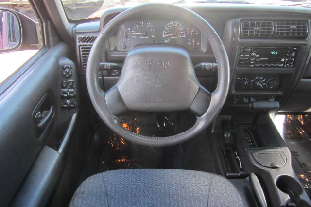 Jeep Cherokee 2001 photo 3