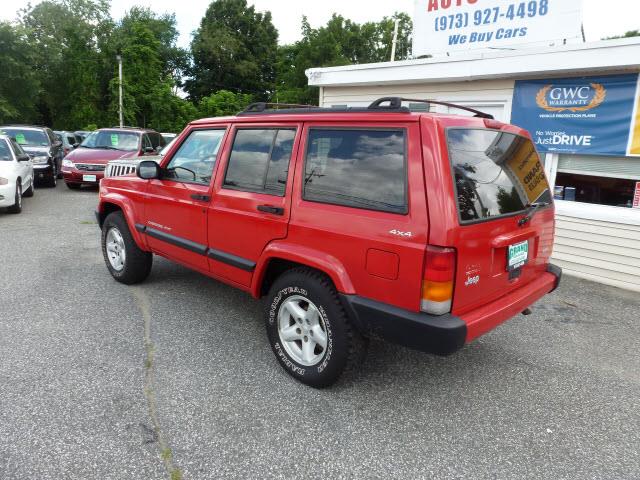 Jeep Cherokee GSX SUV