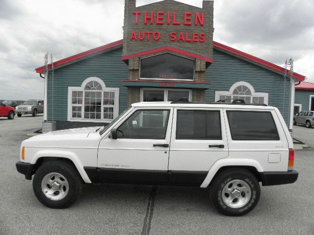 Jeep Cherokee 2001 photo 2