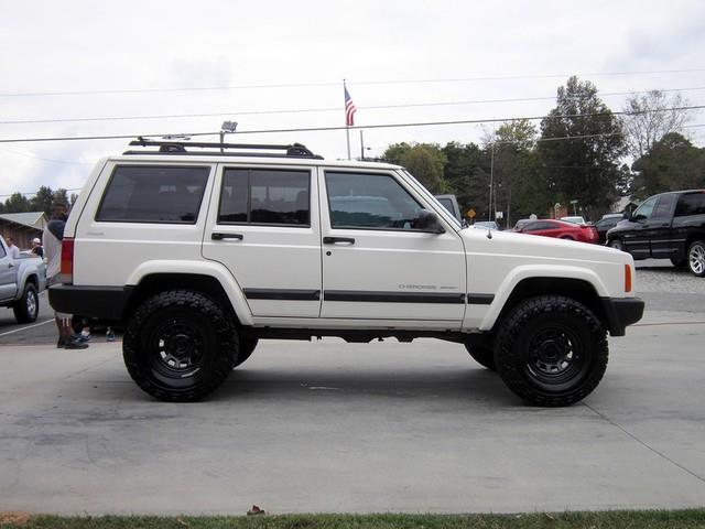 Jeep Cherokee 2001 photo 2