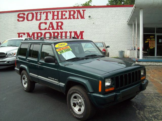 Jeep Cherokee 2001 photo 2