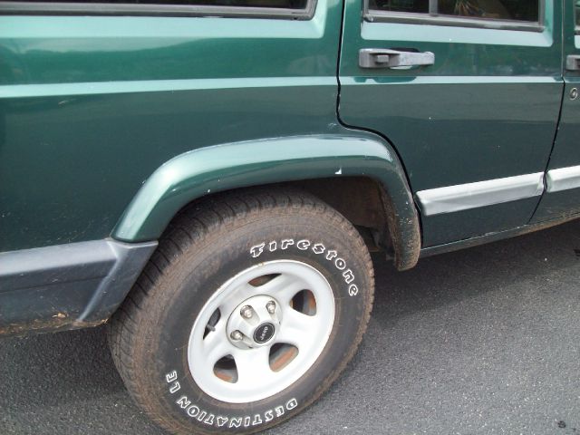 Jeep Cherokee 2001 photo 4