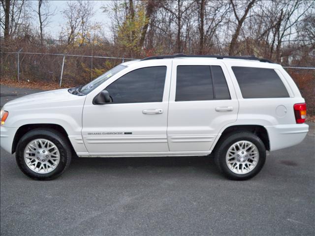 Jeep Cherokee 2004 photo 4