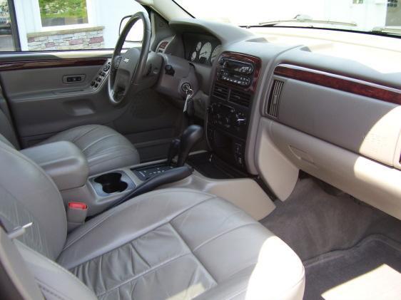 Jeep Cherokee 2004 photo 3