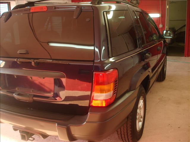 Jeep Cherokee 2004 photo 2