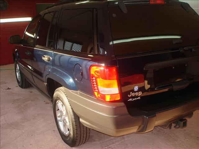 Jeep Cherokee 2004 photo 4