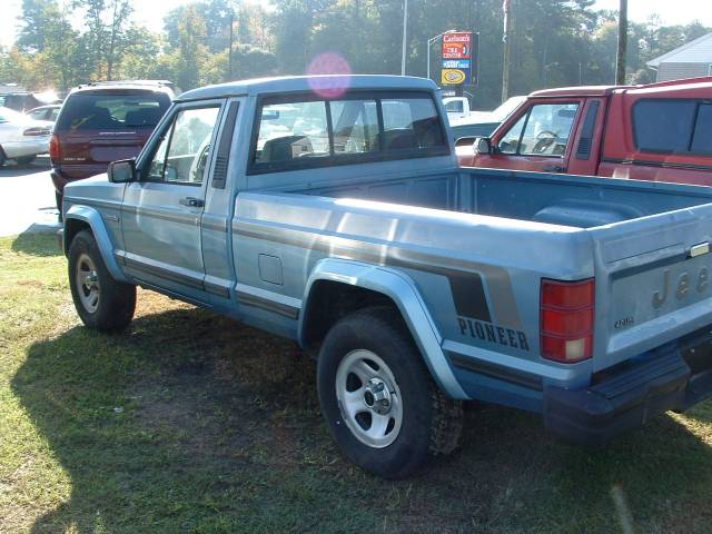 Jeep Comanche 1989 photo 2