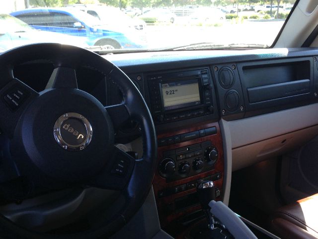 Jeep Commander 2006 photo 12