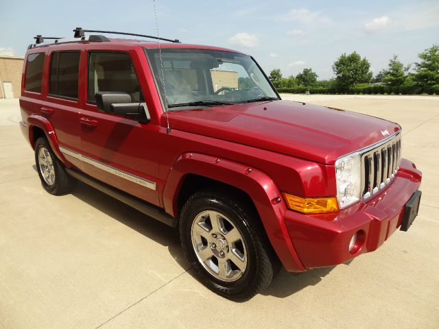 Jeep Commander Super SUV