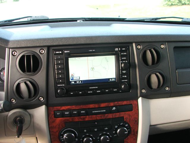 Jeep Commander 2006 photo 1