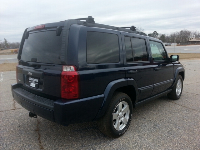 Jeep Commander 2006 photo 2