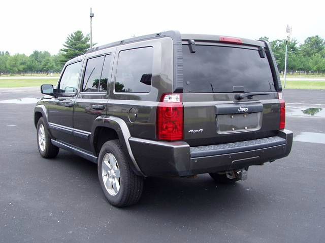 Jeep Commander 2006 photo 4