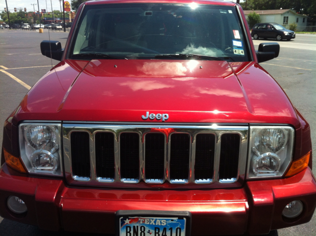 Jeep Commander I Limited SUV