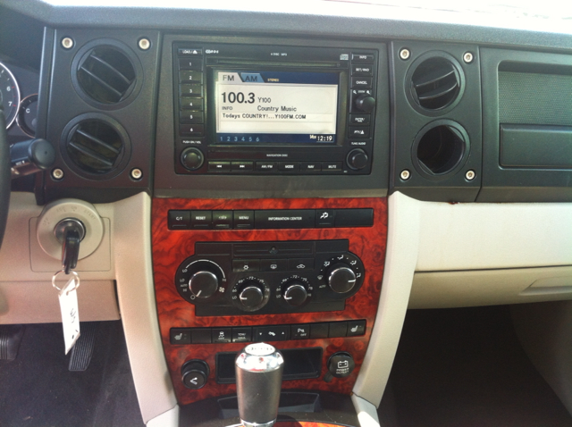 Jeep Commander 2006 photo 10