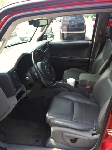 Jeep Commander 2006 photo 8