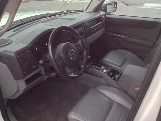 Jeep Commander 2006 photo 2