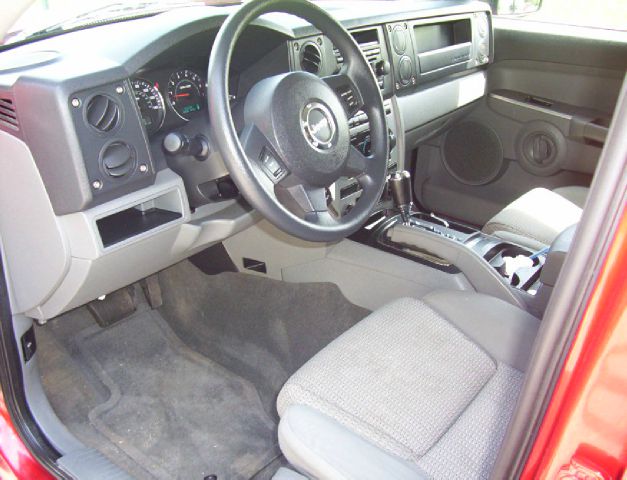 Jeep Commander 2006 photo 2