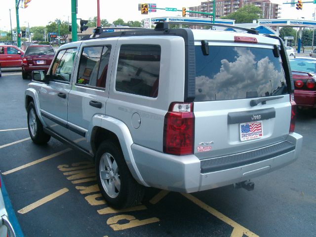 Jeep Commander Ram 3500 Diesel 2-WD SUV