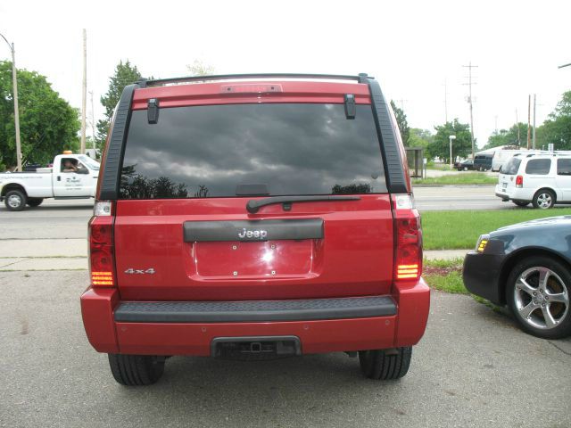 Jeep Commander Ram 3500 Diesel 2-WD SUV