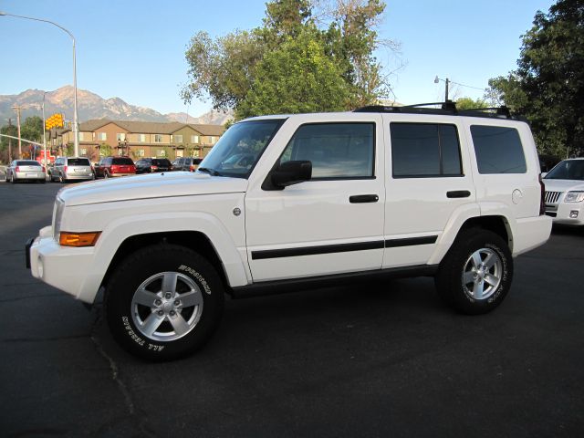 Jeep Commander 2006 photo 2