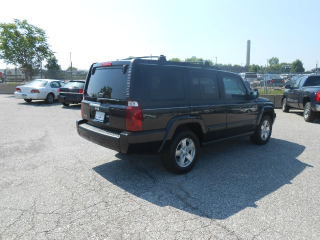 Jeep Commander 2006 photo 17