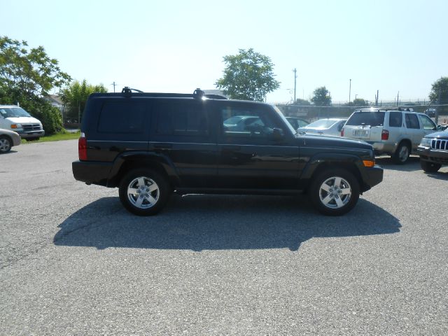 Jeep Commander 2006 photo 22