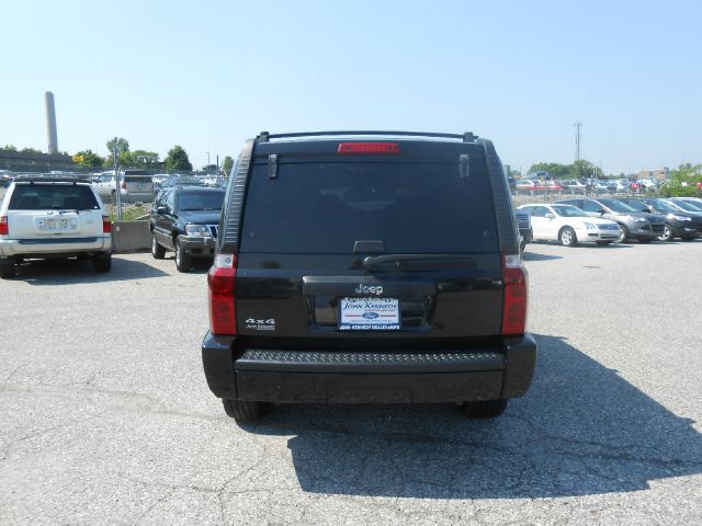 Jeep Commander 2006 photo 25