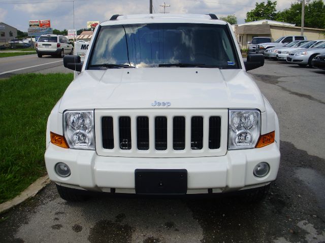 Jeep Commander 2006 photo 1