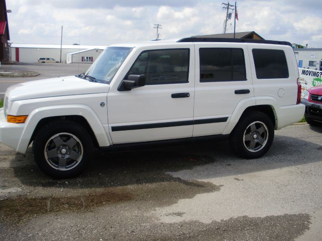 Jeep Commander 2006 photo 2