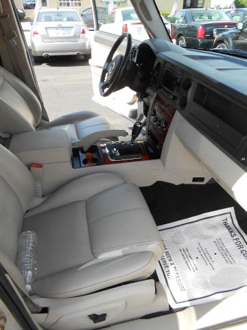 Jeep Commander 2006 photo 3