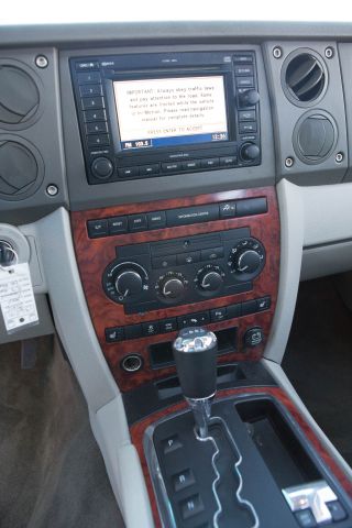 Jeep Commander 2006 photo 3