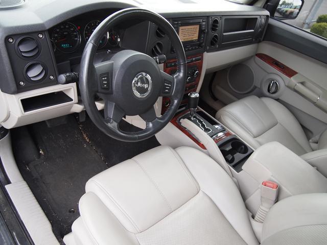 Jeep Commander SLT 25 SUV