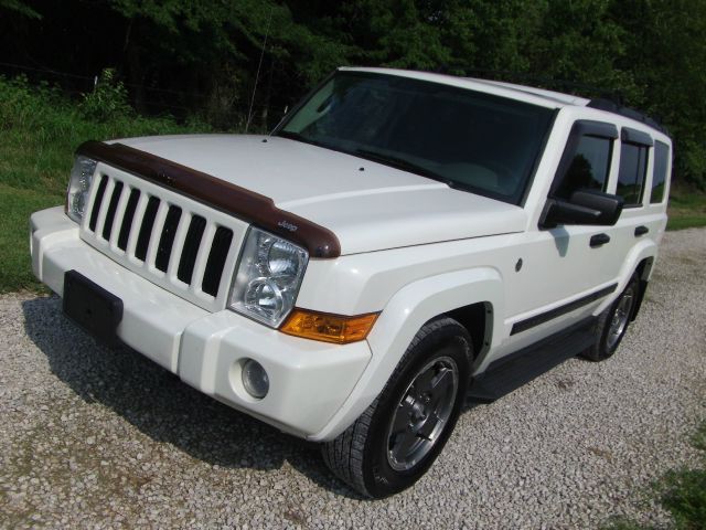 Jeep Commander 2006 photo 2